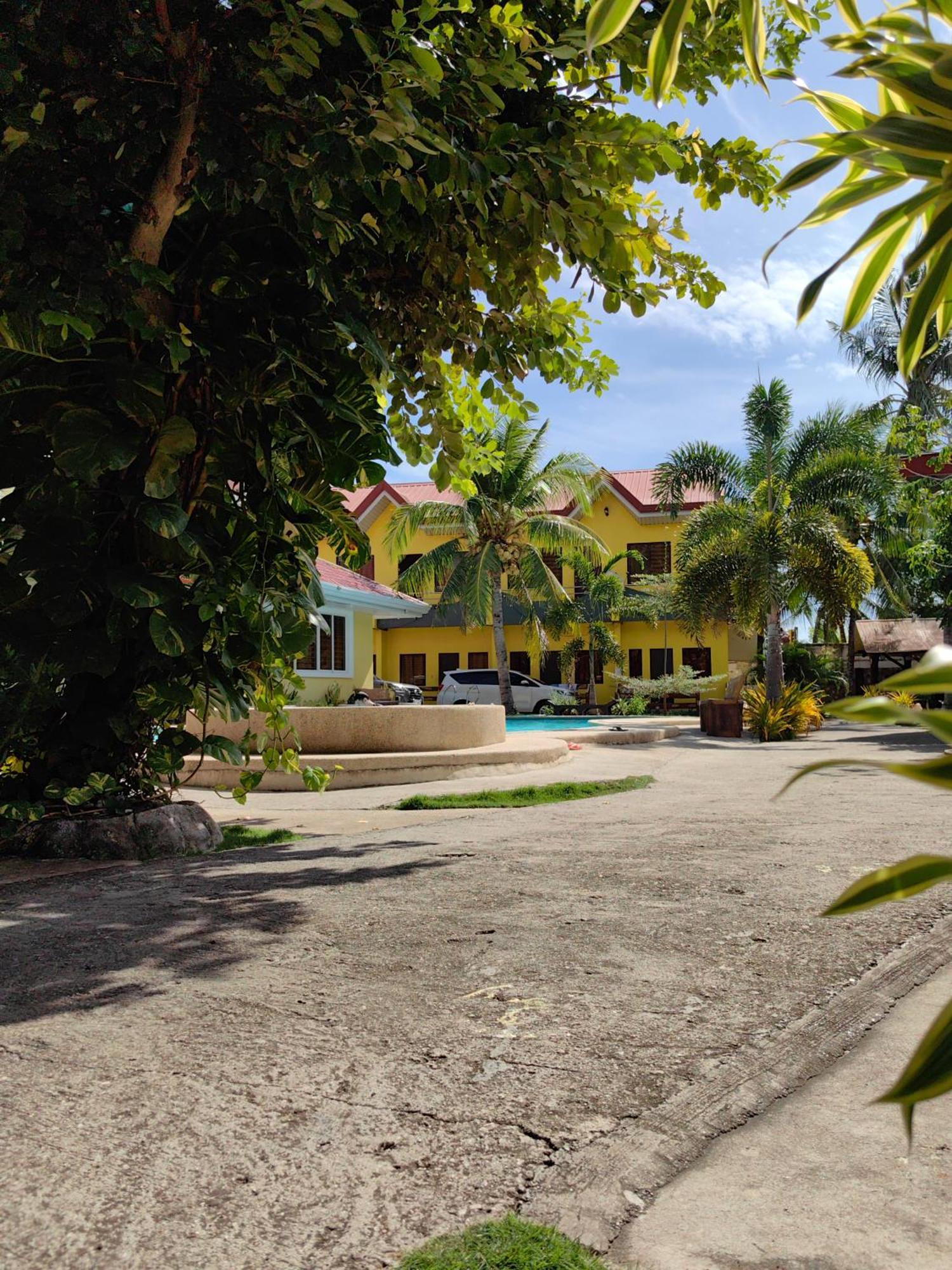 Lagnason's Place Oslob Exterior foto